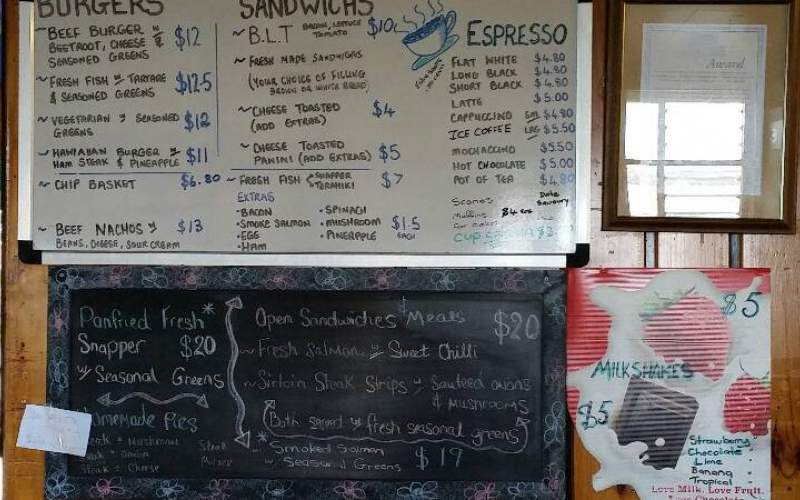 Houhora Tavern Full Service Camp New Zealand